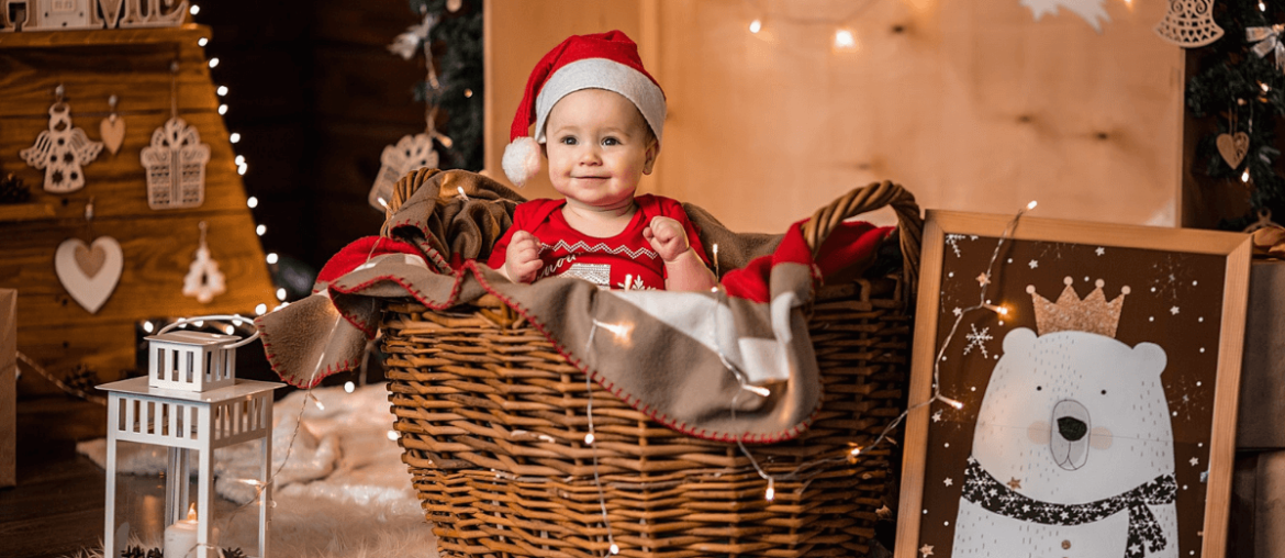 Festive-Themed-Baby-Names-Inspired-by-Christmas-christmas-baby-names-baby-boy-names-baby-girl-names-Thousand-Babies